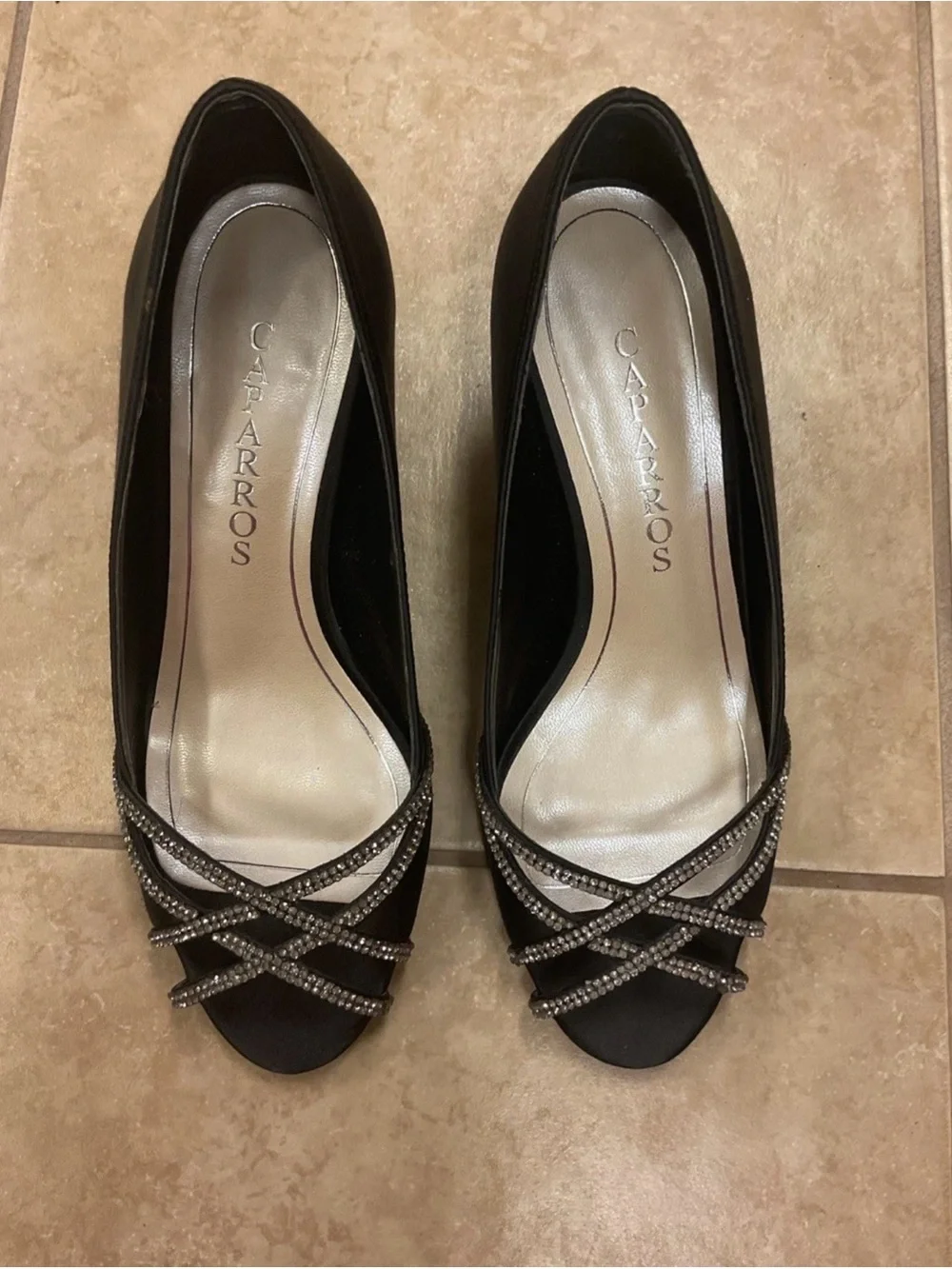 Caparros Black sandals with Crystal-Embellished Crisscross Straps